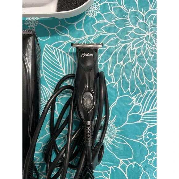 🐶 OSTER COMMERCIAL PET GROOMING ELECTRIC CLIPPERS Set of 2 (Large & Small)